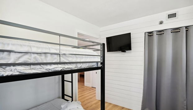 Sea Oats 606 is a Gorgeous Gulf Front 3 BR - with Free Beach Service for 4 by RedAwning - Foto 4, Habitación