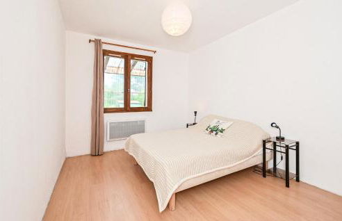 Gorgeous Home In Briare With Sauna - Photo 16