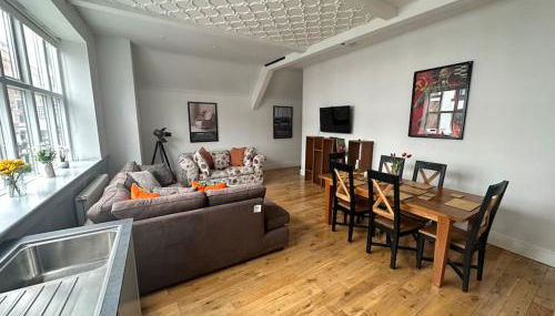 Superb City Centre apt with parking - Photo 5