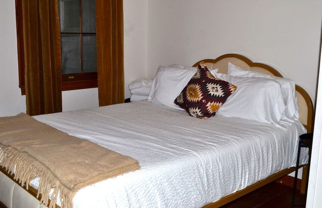 Walk to Downtown Scene - Photo 16