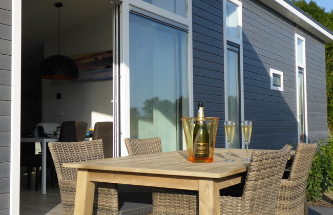 2 bedroom House in Wemeldinge with garden and terrace - Photo 7