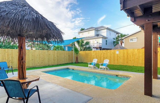 Private Pool, Yard, Deck, by the Nature Preserve! Tipsy Flipper by Avantstay - Photo 94