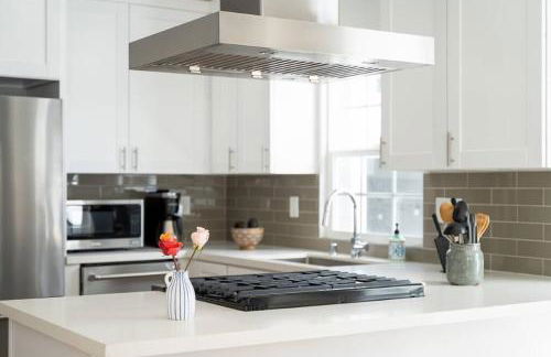 Fabulous New 4BR/3BA House in Mission Hills - Foto 26