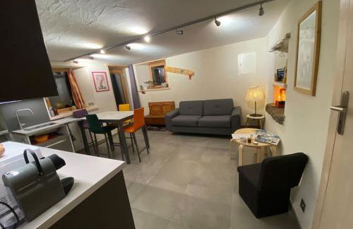 Dans hameau, près des pistes logement de plein pied au calme - Foto 6