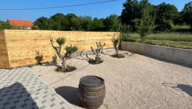 Mediterranean 5 rooms house with pool - Foto 2