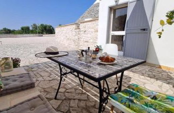 Trullo Serenità Retreat with relaxing pool area - Foto 10