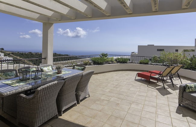 Great Penthouse Near Beach - Photo 11