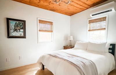 Lakeside Cabin - Serene Retreat with Lake Monroe Views and Wraparound Deck in Brown County - Foto 15