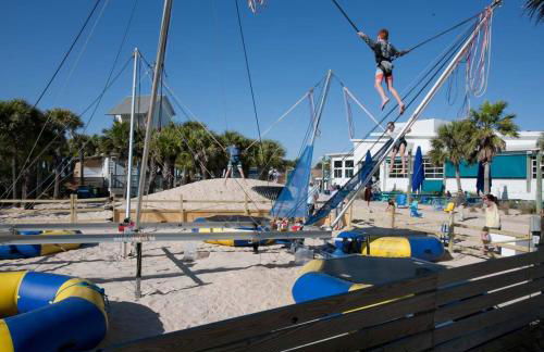 Pleasant Dreams House during November 2023 with a - Foto 43