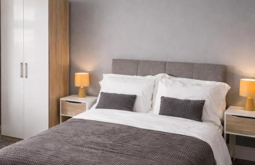 S Gravesend 1 Bed Flat 2 Min Walk STN-Town Centre - Foto 16