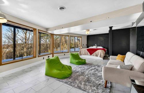 Modern Mountain Cabin with Hot Tub and Game Room Near Moorefield, West Virginia - Foto 54