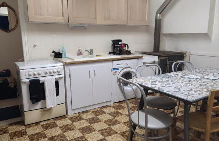 Maison plain pied, 2 chambres, longère typique , fraiche, dans bourg avec tous commerces - Foto 13