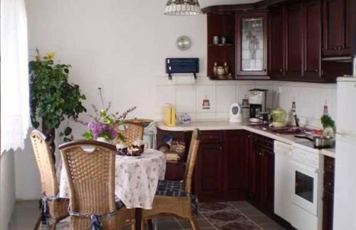 Holiday Home near Forest and Lake in Pomeranian - Foto 3