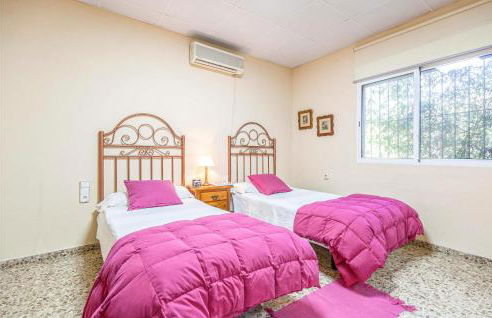 Lovely Home In Tomares With Kitchen - Foto 20