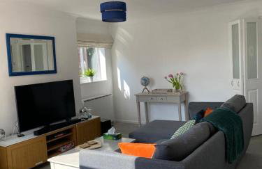 G-Floor Flat with 2 beds, 2 bathrooms, sleeps 4-6 - Foto 4