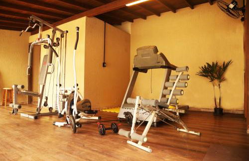 Chalé com Piscina Aquecida - Vista Panorâmica da Praia, a 200m do Mar, Sala de Jogos, Academia e Churrasqueira - Photo 24