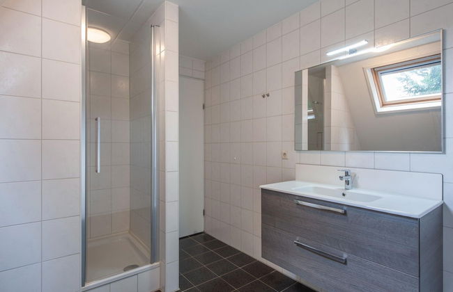 Restyled House with 5 Bathrooms near Vrachelse Heide - Foto 12