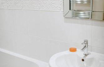 Sleeps 5 - 3 Bedrooms - walk to the square hosted Happy Valley cast - Foto 36