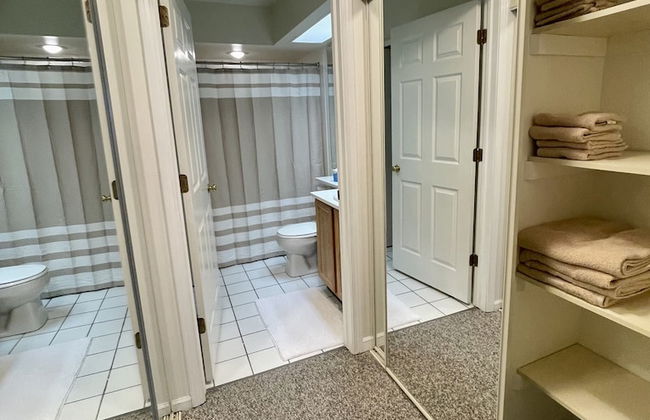 The Alex Furnished Rentals - Foto 13