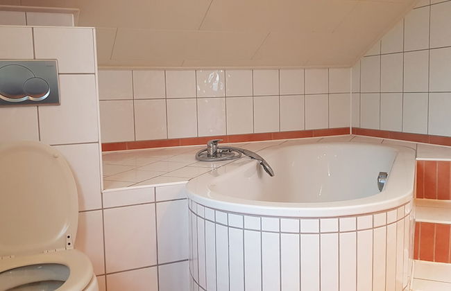 Tolstov-Hotels Beautiful Villa with Big Garden - Photo 34