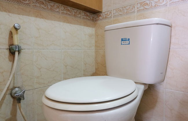 Spacious And Homey 3Br Apartment At Majesty - Photo 16