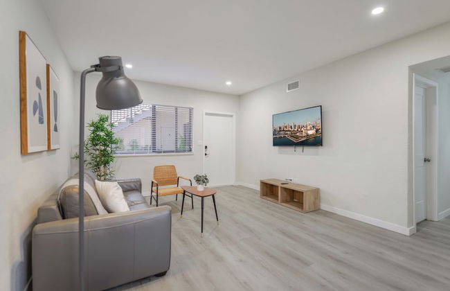 Amazing Experience in Calle Ocho - Photo 28