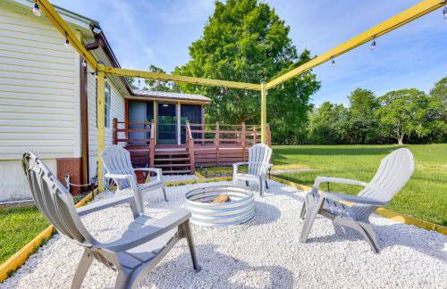 Palatka Hideaway with Fireplace and Private Porch - Foto 2