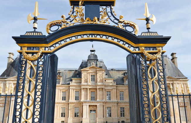 Entrada al palacio de Maisons-Laffitte - Foto 1