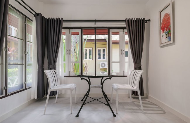 Palm Village - Photo 19