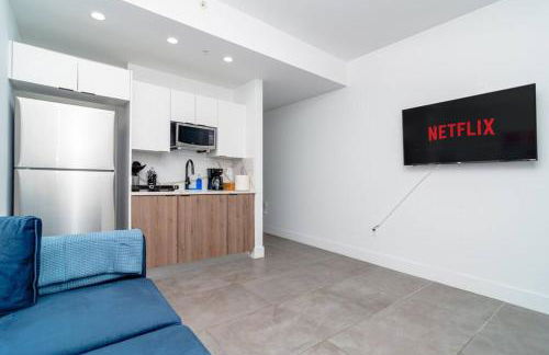 Centrally Located 1BR with King Bed Near Brickell, Airport Downtown and Wynwood - Foto 2