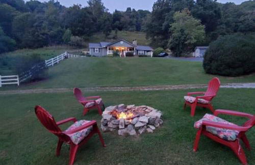 Full Access to our Farm & Petting ZOO + Hot Tub! - Foto 1