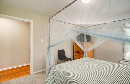 Spacious Yard Pet-Friendly Home in San Antonio! - Foto 12