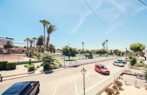 Costa Blanca Bungalow Lago jardin frente piscina 4 personas #PRP001 by Stay Orihuela Costa - Foto 8