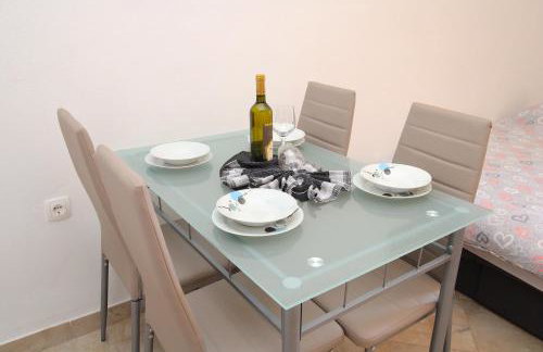 apartman Goga with pool and jacuzzi - Foto 61