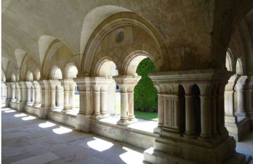 Charmante maison bourguignonne avec grand jardin et parking - Foto 27