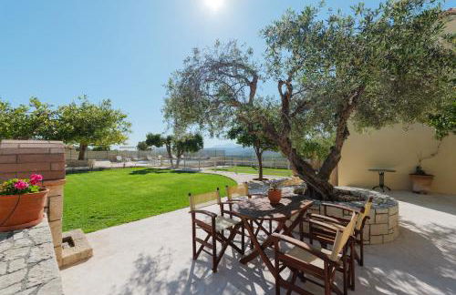 Villa Amarantos - Private pool - Photo 19