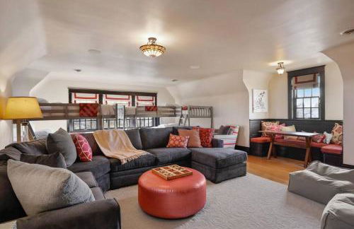 Luxury 6600 sq.ft Stunning Home/Sleeps 10+ - Foto 41