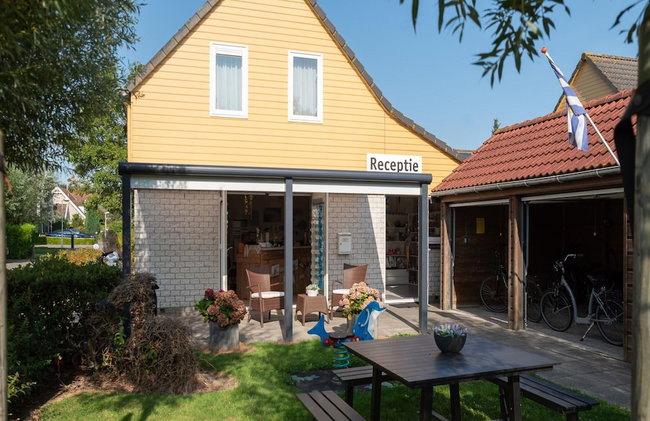 Spacious Holiday Home With Sauna Near Beach - Foto 18