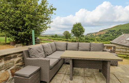 Byrdir Cottage - Photo 33