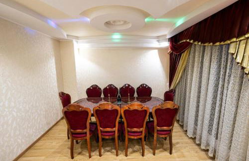 Très belle Apparemment 80 m2 Double Séjour à Strasbourg proche Zénith Gare Centrale Centre Ville CHU Hôpital - Foto 2