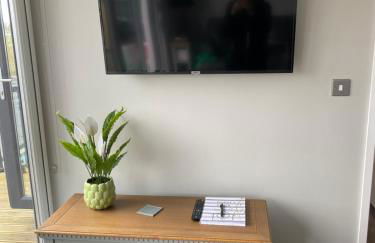 SNOWDON LODGE - GLAN GWNA HOLIDAY PARK CAERNARFON - Luxury Family Lodge - Foto 17