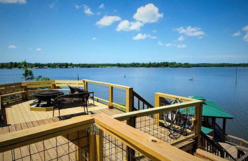 Cozy lakefront cabin with boat house and ramp on T - Foto 41