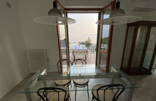 Villa Anastasye Your Lakefront Vacation Rental - Foto 36
