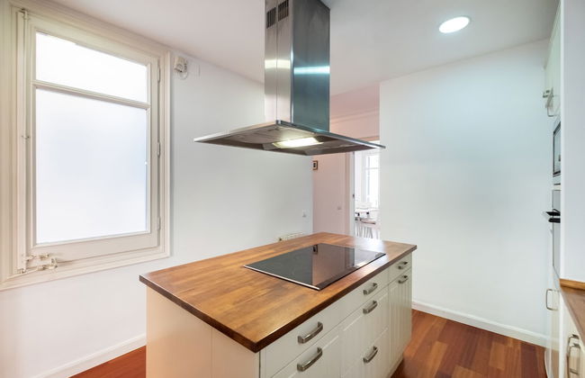 Stunning 4BR Apart in Sagrada Familia - Photo 19