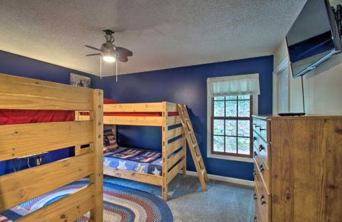 17-Seat Theater, Hot Tub and Game Room Ideal Home! - Foto 22