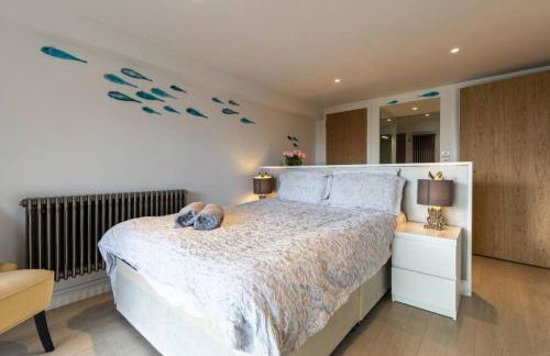 Wren Lodge HM11 HOT TUB Lakeside Spa Property - Foto 19