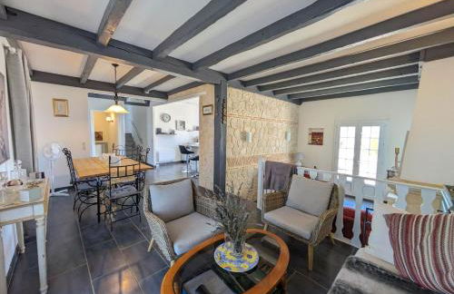 Gite Le Petit Wren - avec piscine et vue - Foto 6