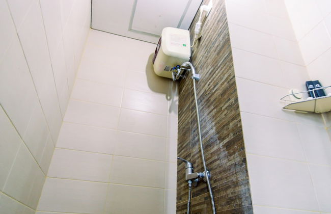 Stunning and Comfy 2BR (No Kitchen) at Sky Terrace Apartment - Foto 13