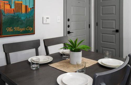 Birmingham Luxury Apt, near everything - Photo 5