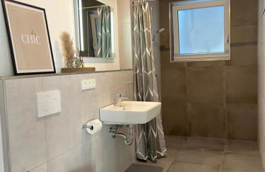 Barrierefreie Ferienwohnung in Winterscheid nahe Köln Bonn bis 4 Personen mit Netflix und mehr - Foto 19